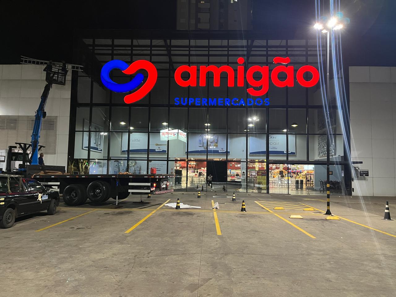 Painei Amigão